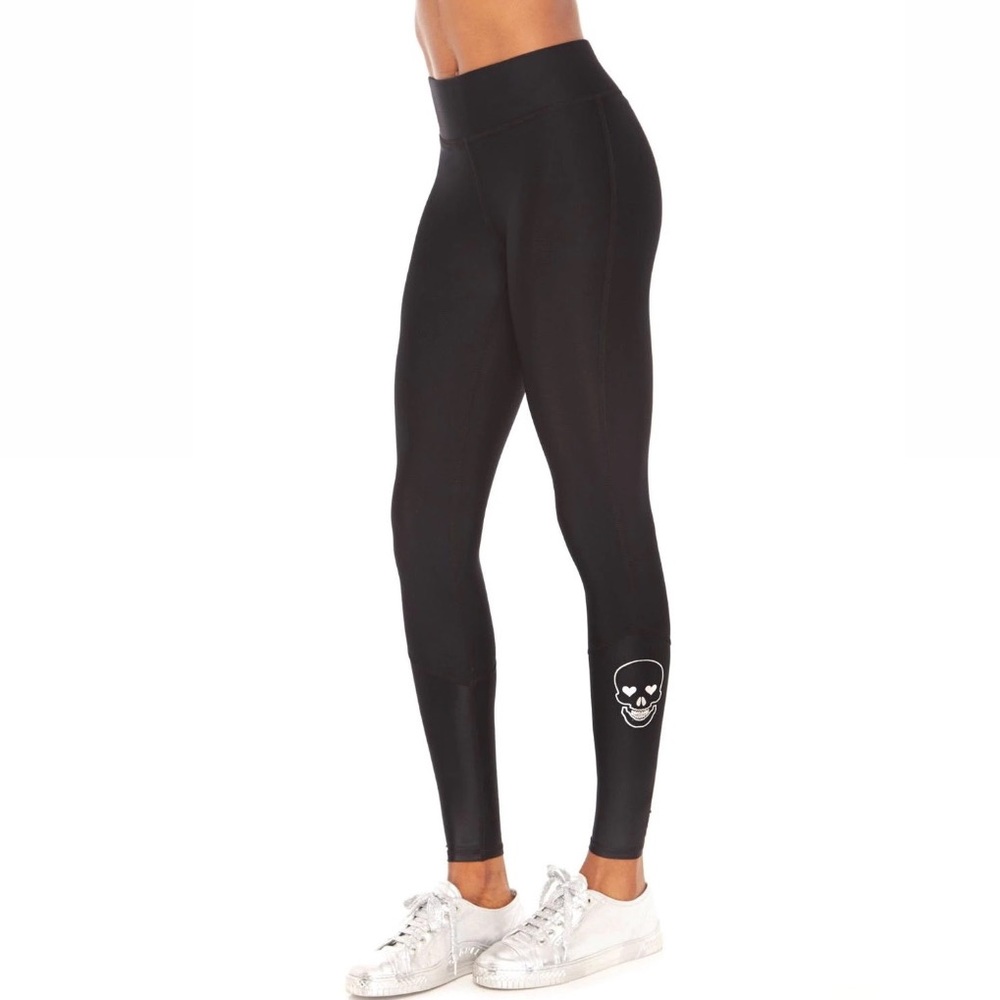 ❌SOLD❌ Rare Terez Silver Foil Skull Leggings NWT